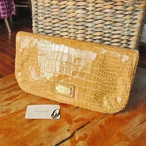Nine‎ West Tan Croc Embossed Folding Clutch Purse Vegan